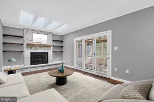 8811 Hayload Ct, Springfield, VA 22153 - Photo 16