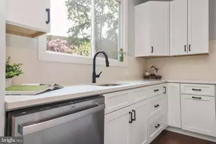 6621 Hallwood Ave, Falls Church, VA 22046 - Photo 18