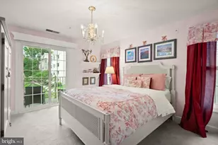 12205 Fairfield House Dr, Fairfax, VA 22033 - Photo 18