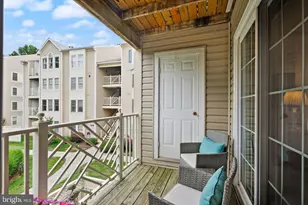12205 Fairfield House Dr, Fairfax, VA 22033 - Photo 16