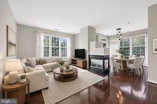 4200 Mozart Brigade Ln, Fairfax, VA 22033 - Photo 6