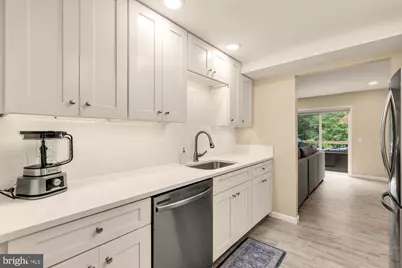 2224 Wheelwright Court, Reston, VA 20191 - Photo 4