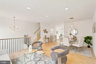 14679 Seasons Dr, Centreville, VA 20120 - Photo 16