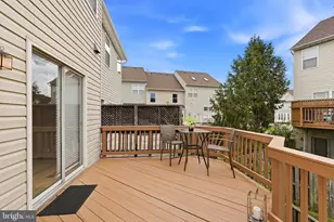 14679 Seasons Dr, Centreville, VA 20120 - Photo 12