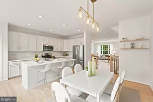 14679 Seasons Dr, Centreville, VA 20120 - Photo 14