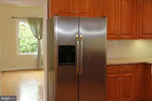 1103 Delf Dr, McLean, VA 22101 - Photo 4
