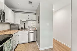 13849 Constitution Ct, Chantilly, VA 20151 - Photo 6