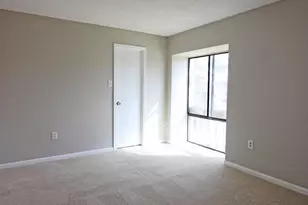 10208 Bushman Dr, Oakton, VA 22124 - Photo 14