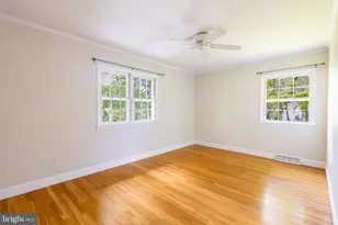 9908 Minburn St, Great Falls, VA 22066 - Photo 12