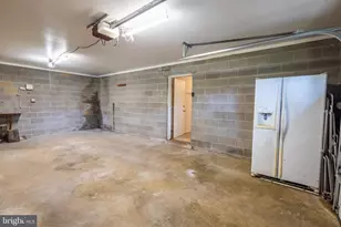 9908 Minburn St, Great Falls, VA 22066 - Photo 22
