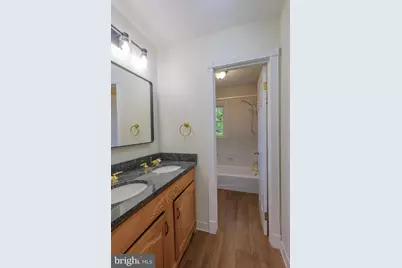 9908 Minburn Street, Great Falls, VA 22066 - Photo 10