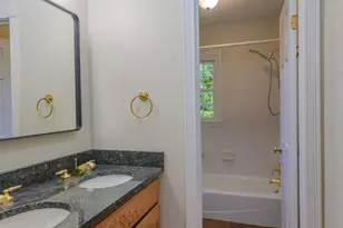 9908 Minburn St, Great Falls, VA 22066 - Photo 10