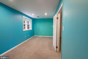 9908 Minburn St, Great Falls, VA 22066 - Photo 20