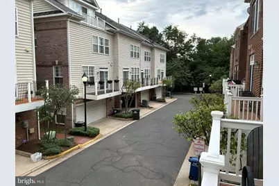 8006 Reserve Way, Vienna, VA 22182 - Photo 18