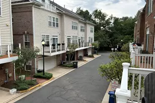 8006 Reserve Way, Vienna, VA 22182 - Photo 18