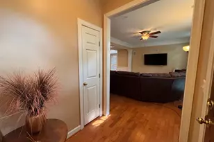8006 Reserve Way, Vienna, VA 22182 - Photo 4