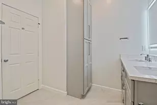 1519 North Point Dr, Reston, VA 20194 - Photo 36