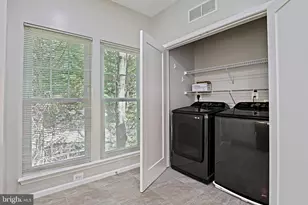 1519 North Point Dr, Reston, VA 20194 - Photo 20