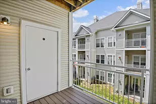 1519 North Point Dr, Reston, VA 20194 - Photo 38