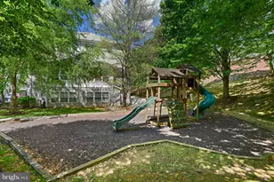 1519 North Point Dr, Reston, VA 20194 - Photo 40