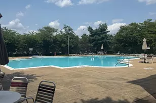 6103 Beddingfield Ct, Centreville, VA 20121 - Photo 2
