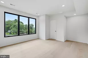 8313 Syracuse Cir, Vienna, VA 22180 - Photo 52