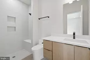 8313 Syracuse Cir, Vienna, VA 22180 - Photo 48