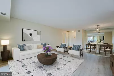 8340 Greensboro Drive #225, McLean, VA 22102 - Photo 2