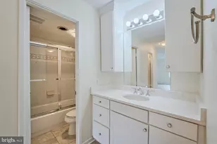 8340 Greensboro Dr, McLean, VA 22102 - Photo 30