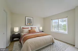 8340 Greensboro Dr, McLean, VA 22102 - Photo 14