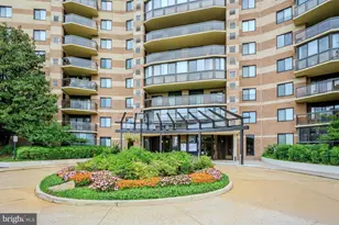8340 Greensboro Dr, McLean, VA 22102 - Photo 42
