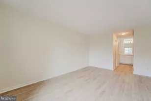 8340 Greensboro Dr, McLean, VA 22102 - Photo 24