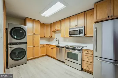 8340 Greensboro Drive #225, McLean, VA 22102 - Photo 16