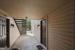 6911 Mary Caroline Cir, Alexandria, VA 22310 - Photo 28