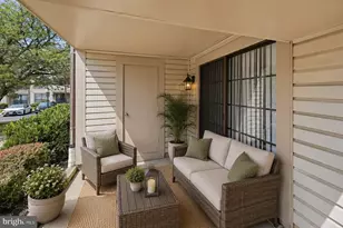6911 Mary Caroline Cir, Alexandria, VA 22310 - Photo 26
