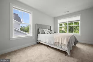 8702 Southrun Ct, Lorton, VA 22079 - Photo 18