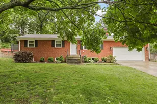 5610 Justis Pl, Alexandria, VA 22310 - Photo 4