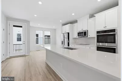 2118 Acadia Road, Herndon, VA 20170 - Photo 10