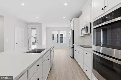 2118 Acadia Road, Herndon, VA 20170 - Photo 12