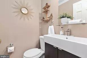 10618 Shadow Ln, Fairfax Station, VA 22039 - Photo 14