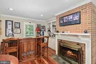 10618 Shadow Ln, Fairfax Station, VA 22039 - Photo 16