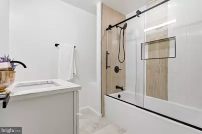 203 Audreys Court SE, Vienna, VA 22180 - Photo 16