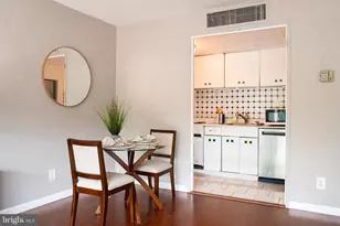 11400 Washington Plaza W, Reston, VA 20190 - Photo 6