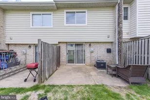 2208 Huston Pl, Herndon, VA 20170 - Photo 24