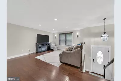 3806 Candlelight Court, Alexandria, VA 22310 - Photo 6
