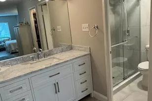 8330 Greensboro Dr, McLean, VA 22102 - Photo 10