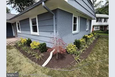 4140 Point Hollow Ln, Fairfax, VA 22033 - Photo 2