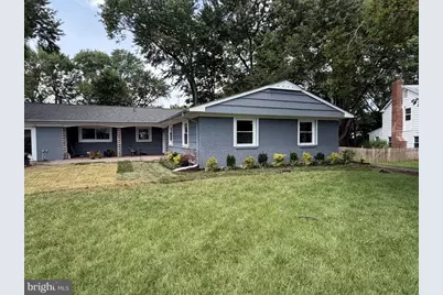 4140 Point Hollow Ln, Fairfax, VA 22033 - Photo 1