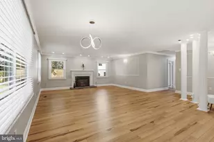 4140 Point Hollow Ln, Fairfax, VA 22033 - Photo 10