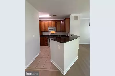 13112 Marcey Creek Road, Herndon, VA 20171 - Photo 10
